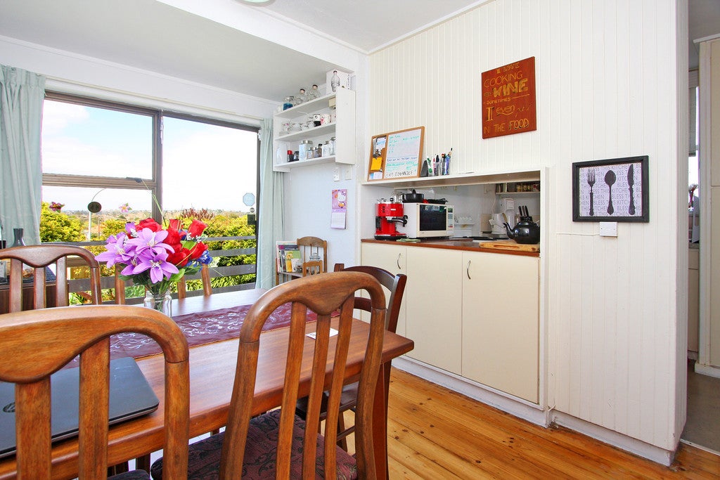 9 Hilton Place, Wai o Taiki Bay, Auckland - Carousel 26