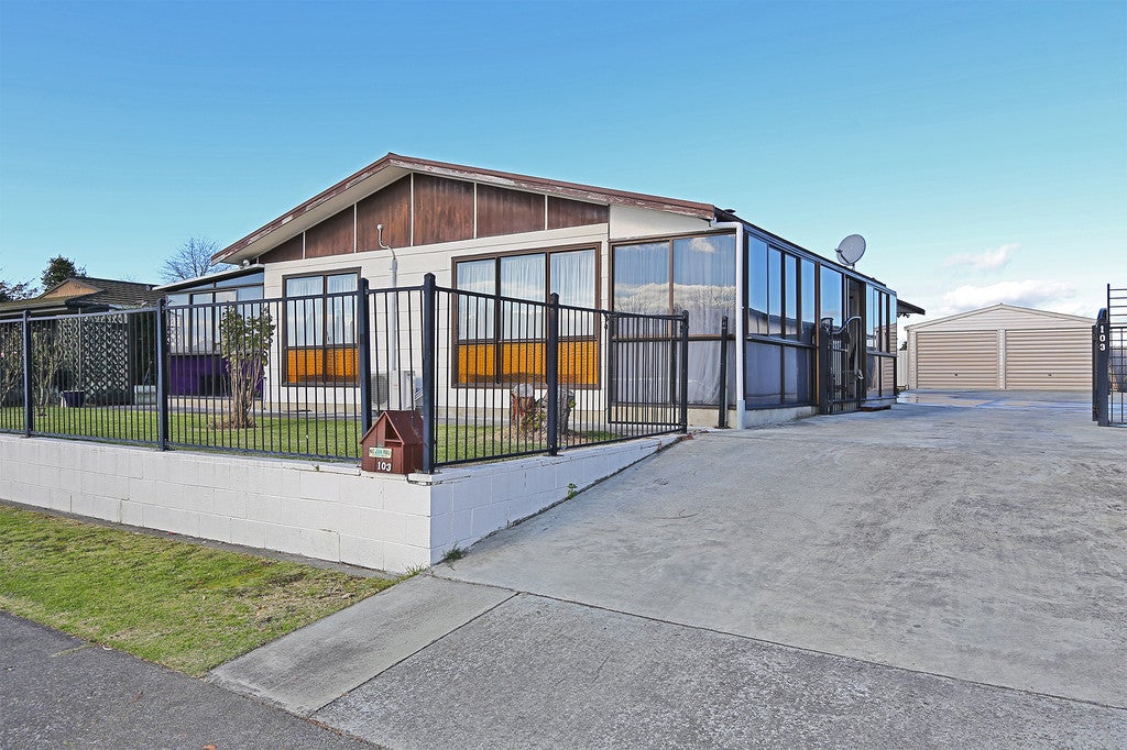 103 Chatham Road, Flaxmere, Hastings - Carousel 1