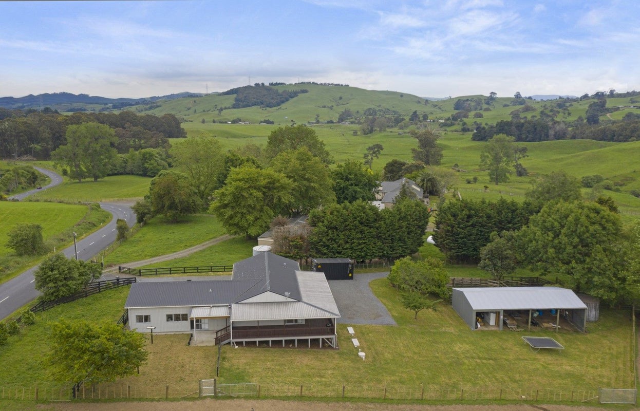 898 Taotaoroa Road, Karapiro, Cambridge - Carousel 1