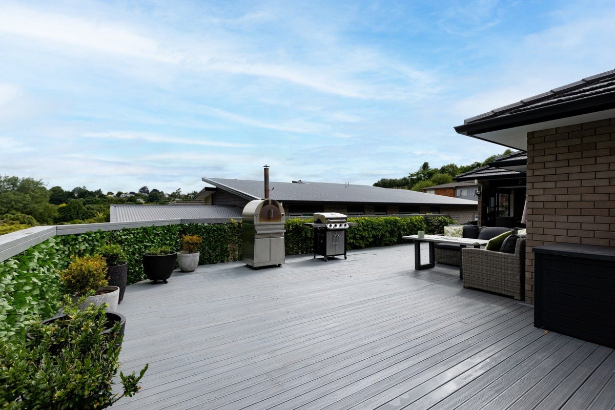 39 Alpers Ridge, Leamington, Cambridge - Carousel 1