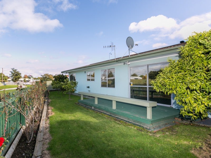2/171 Taradale Road, Pirimai, Napier - Carousel 1