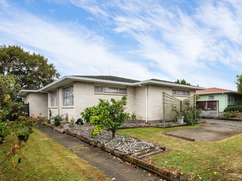 46 John F Kennedy Drive, Milson, Palmerston North - Carousel 1