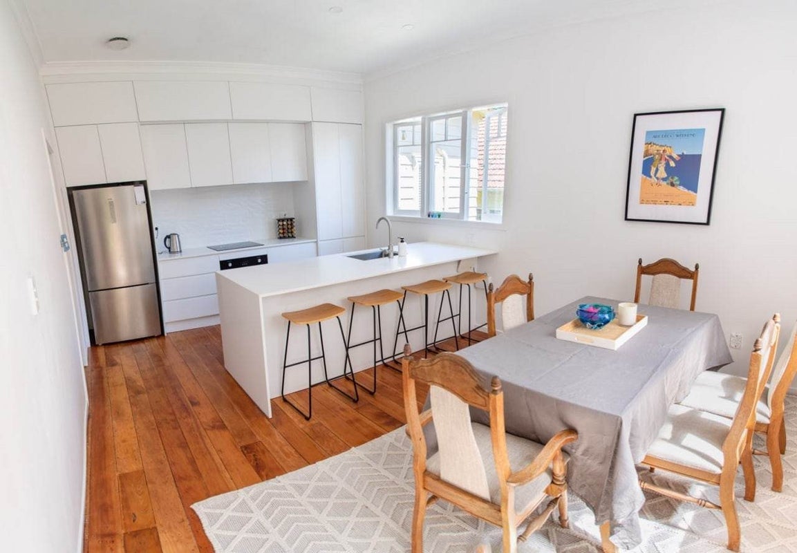 6 Rewa Road, Three Kings, Auckland - Carousel 2