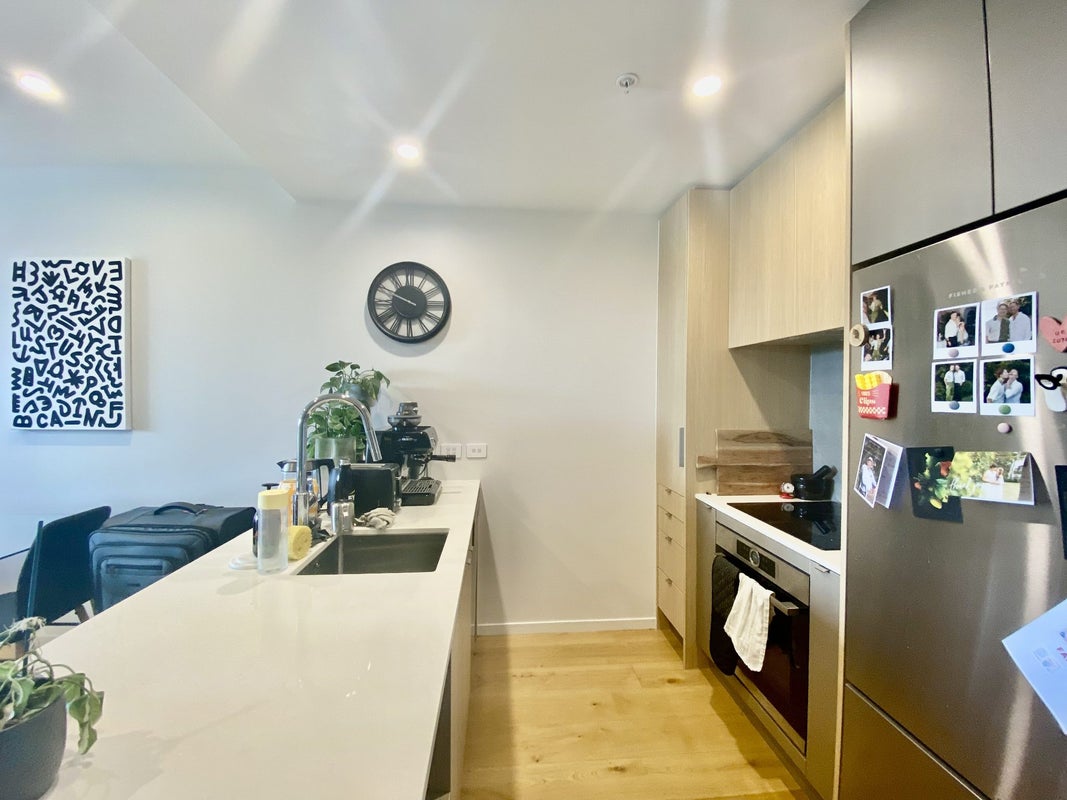 G05/9 Madeira Lane, Grafton, Auckland - Carousel 2