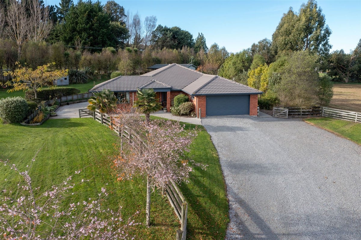 1 Leith Drive, Loburn, Rangiora - Carousel 2