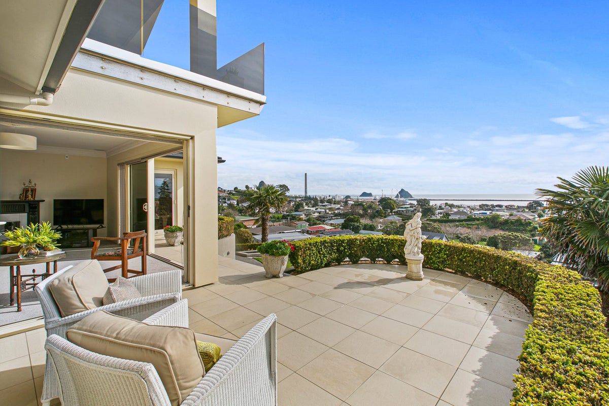 448 Devon Street West, Lynmouth, New Plymouth - Carousel 1