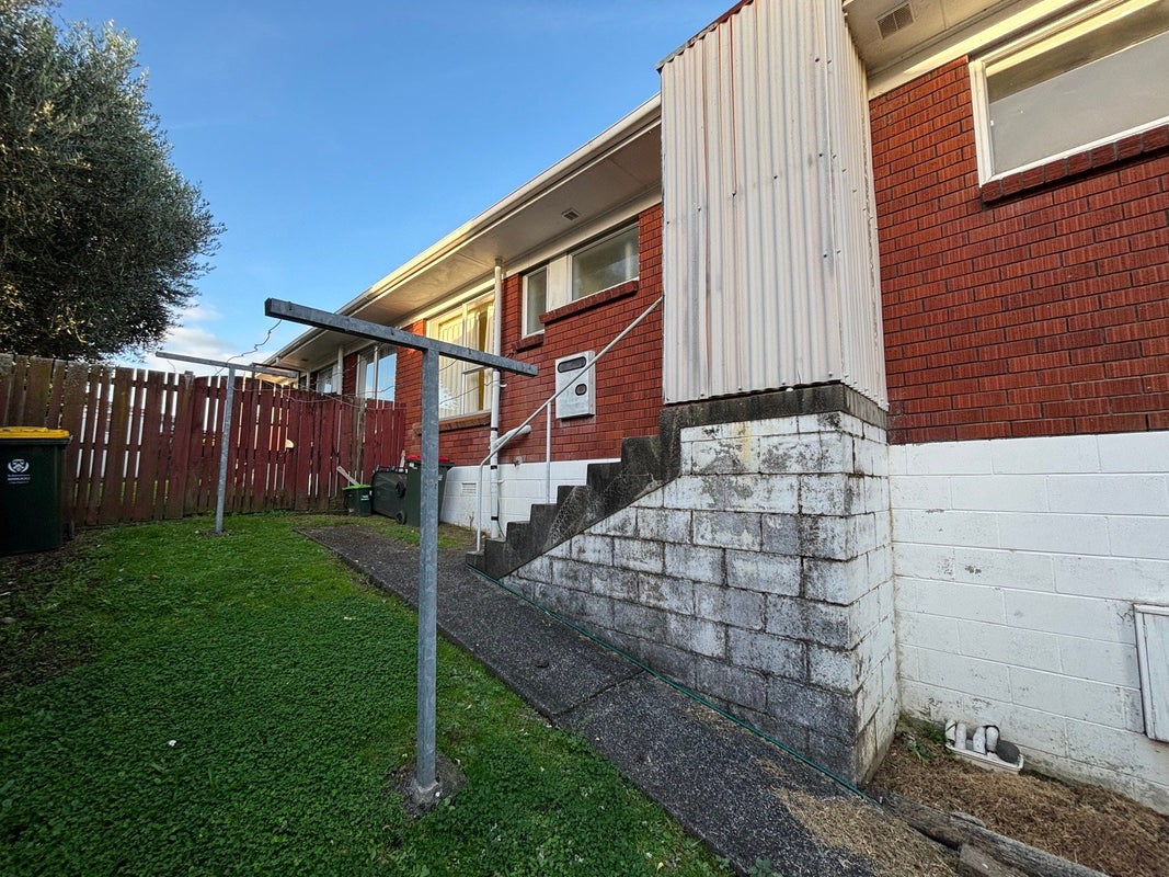 1/6 Hedge Row, Sunnyhills, Auckland - Carousel 12