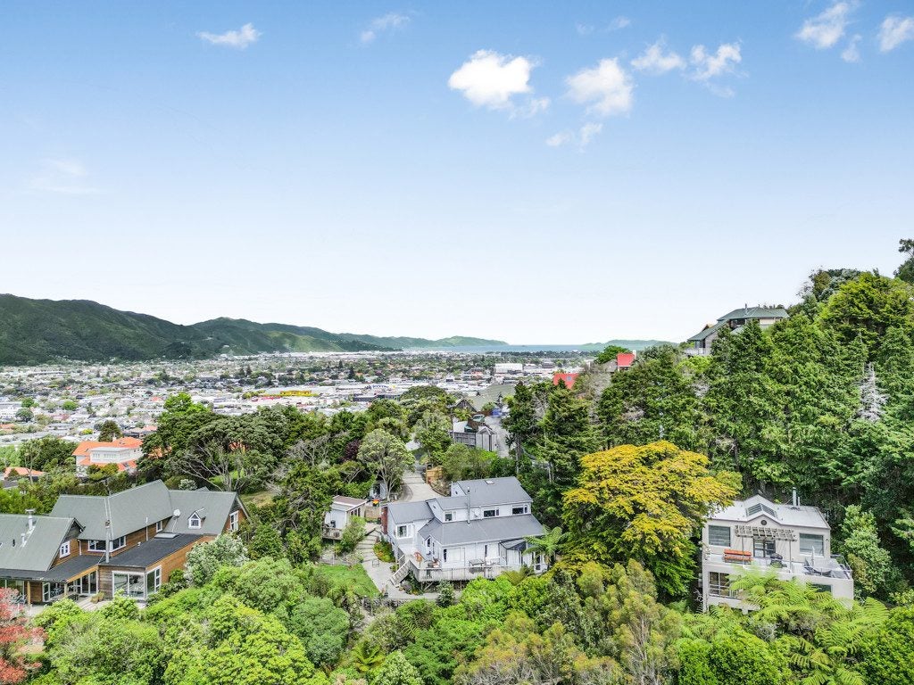 54 Wairere Road, Belmont, Lower Hutt - Carousel 23