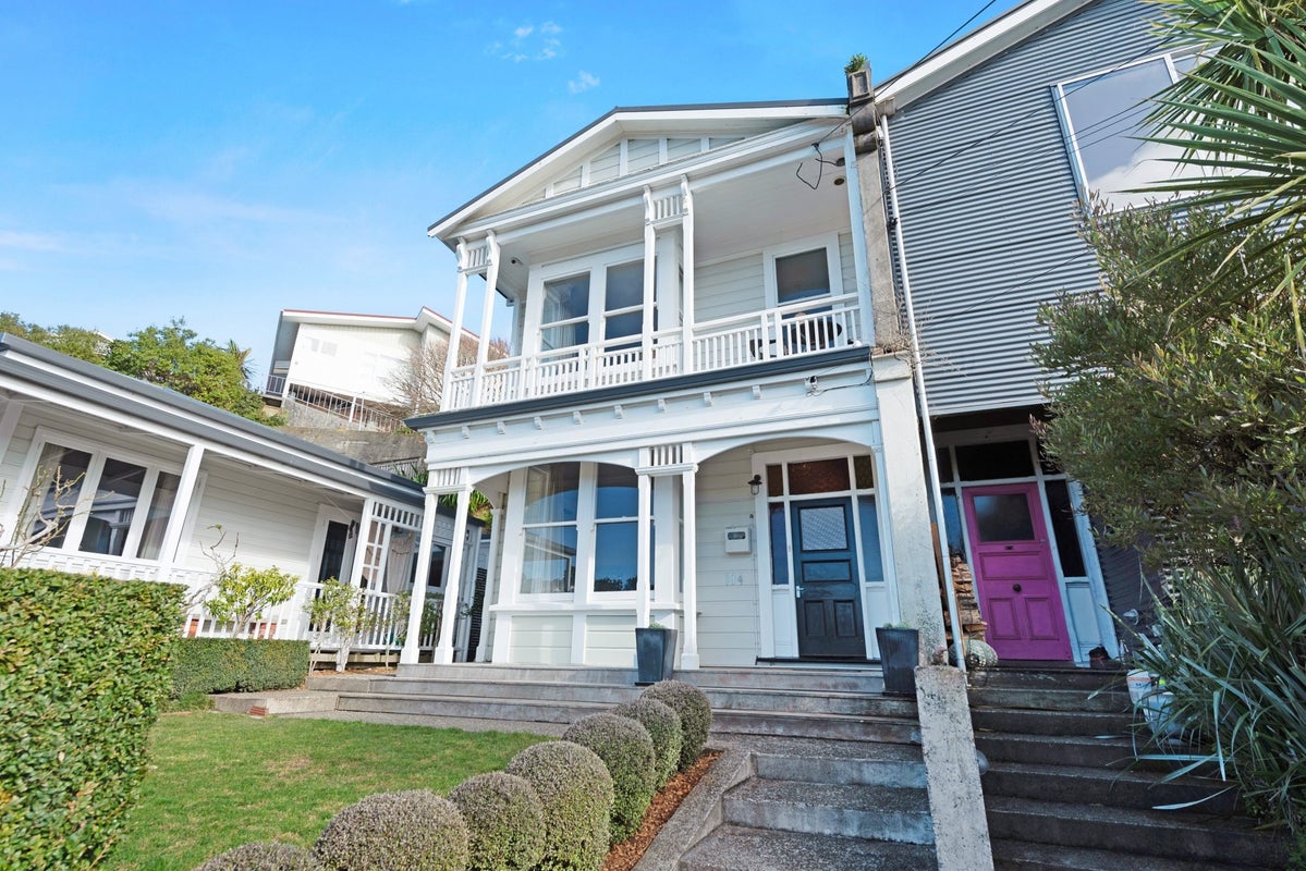 134 Ohiro Road, Brooklyn, Wellington - Carousel 1
