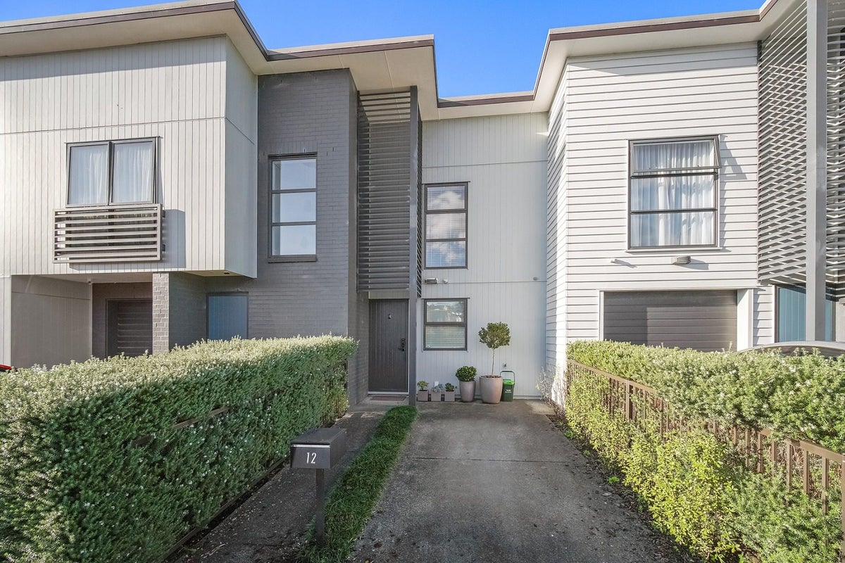 12 Gilbert Hall Way, Swanson, Auckland - Carousel 2