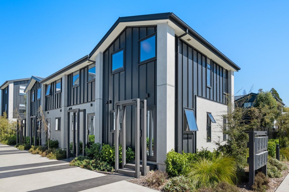 1/37 Mohua Lane, Upper Riccarton, Christchurch - Carousel 1