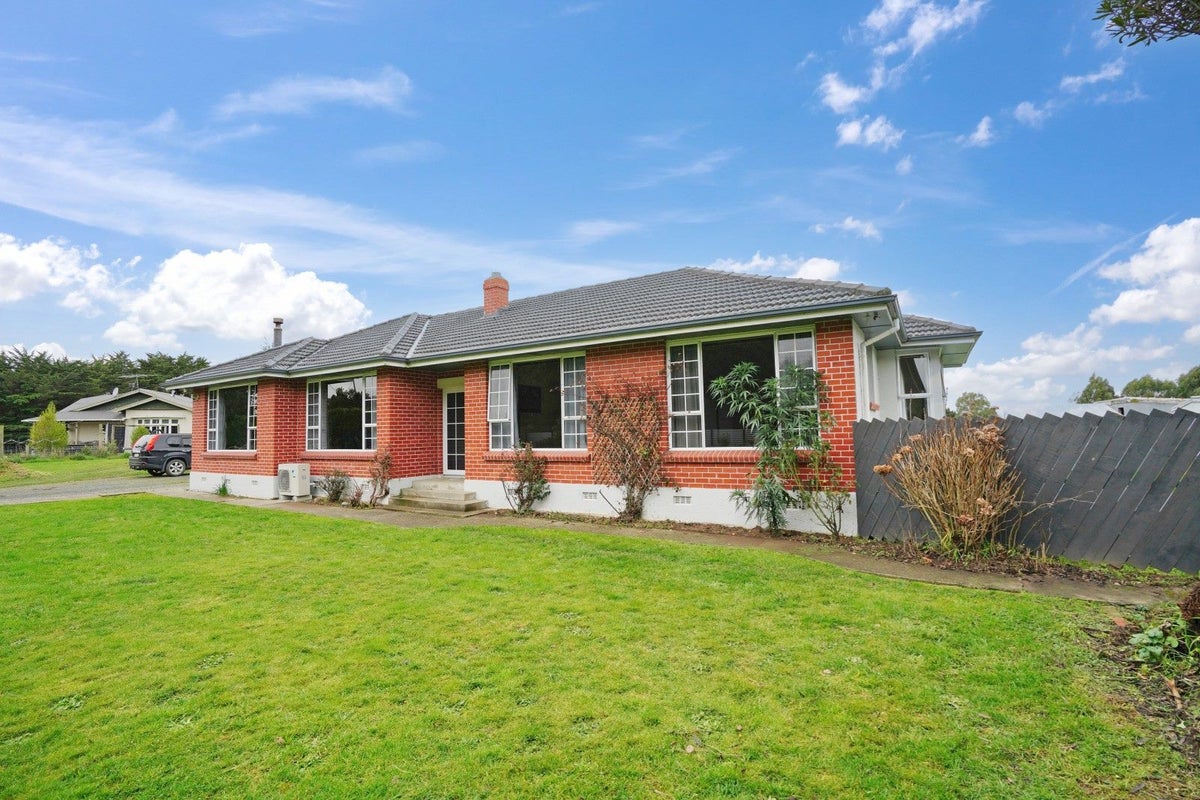 475 Mcquarrie Street, Tisbury, Invercargill - Carousel 1