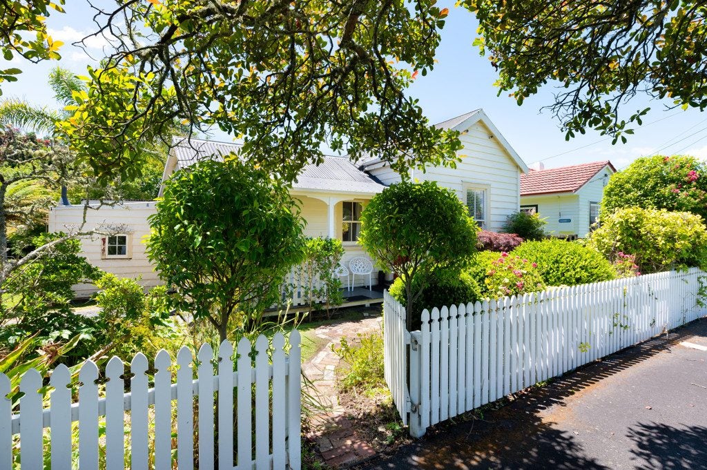 29 Bettina Road, Fairfield, Hamilton - Carousel 1