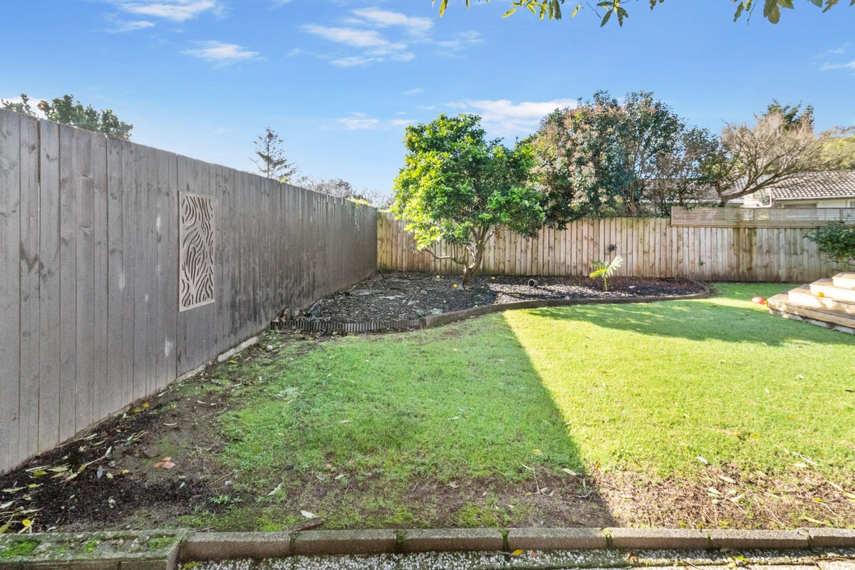 37 Wallace Road, Mangere Bridge, Auckland - Carousel 10