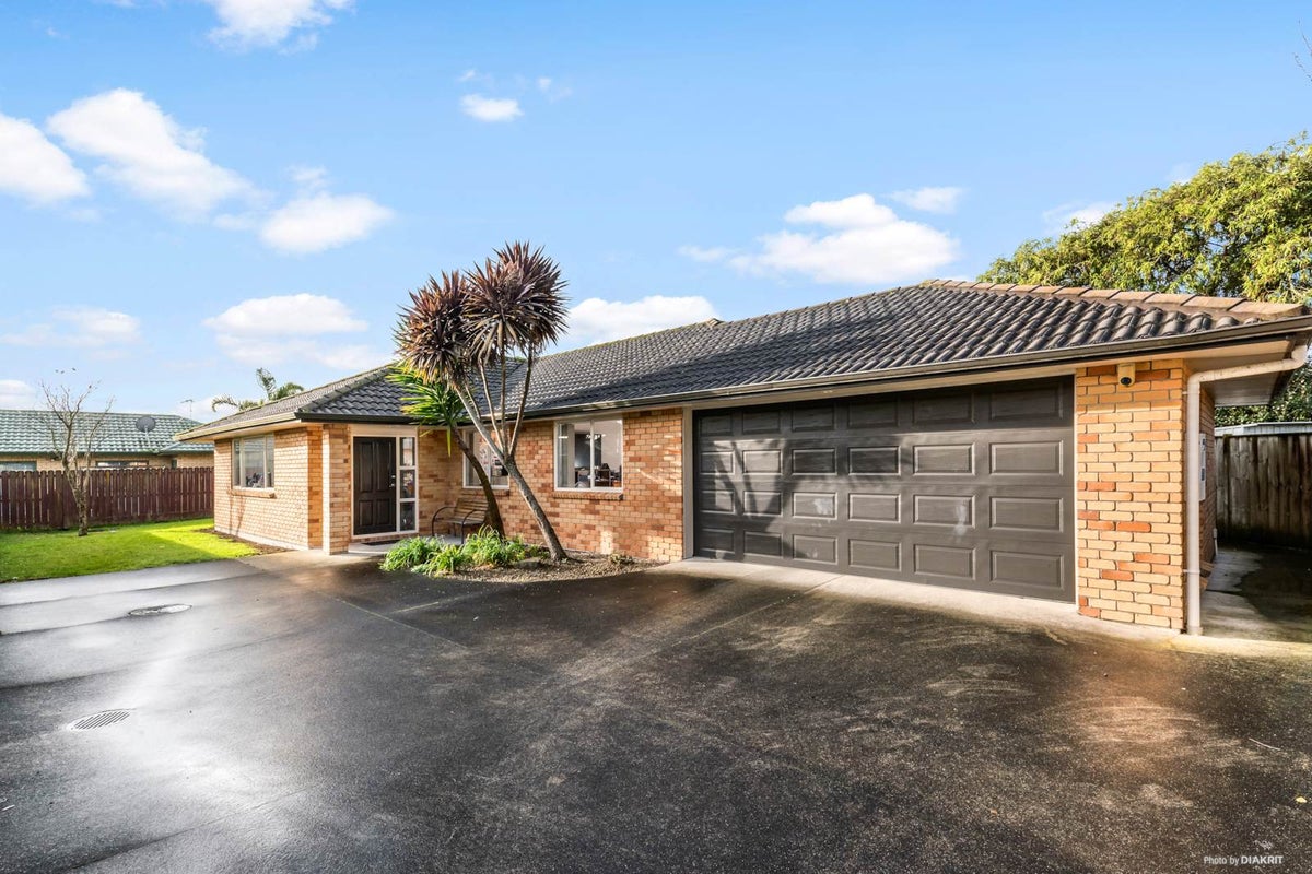 28D Airfield Road, Takanini, Auckland - Carousel 1