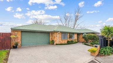 17 Manhattan Court, Paraparaumu Beach, Paraparaumu - Carousel 1