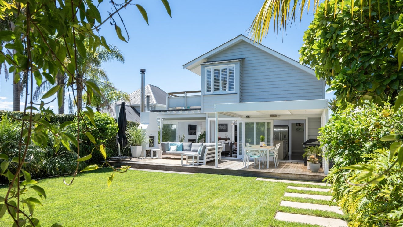 2A Sussex Street, Grey Lynn, Auckland - Carousel 1