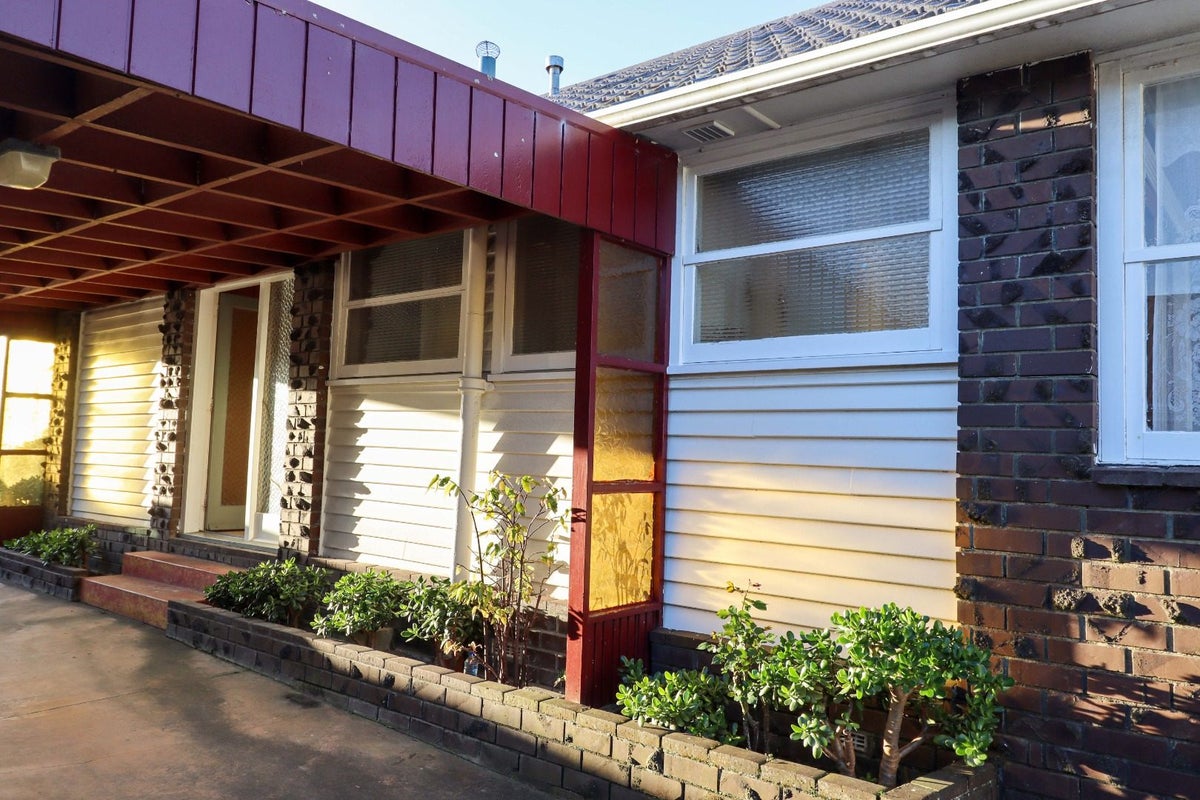 1002 High Street, Avalon, Lower Hutt - Carousel 13