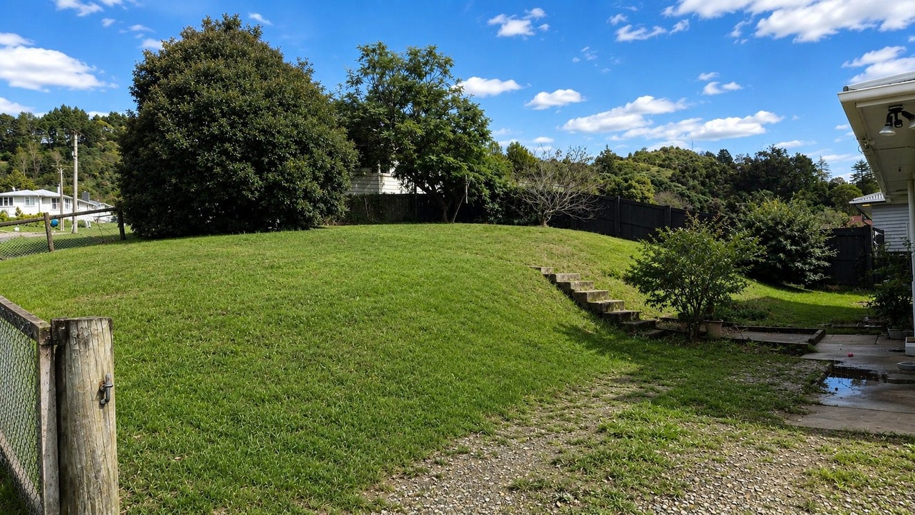 61 Cambridge Terrace, Kaiti, Gisborne - Carousel 11