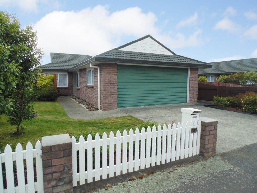 281 Ruahine Street, Terrace End, Palmerston North - Carousel 1