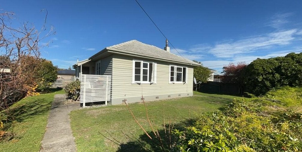 12 Litchfield Street, Redwoodtown, Blenheim - Carousel 1