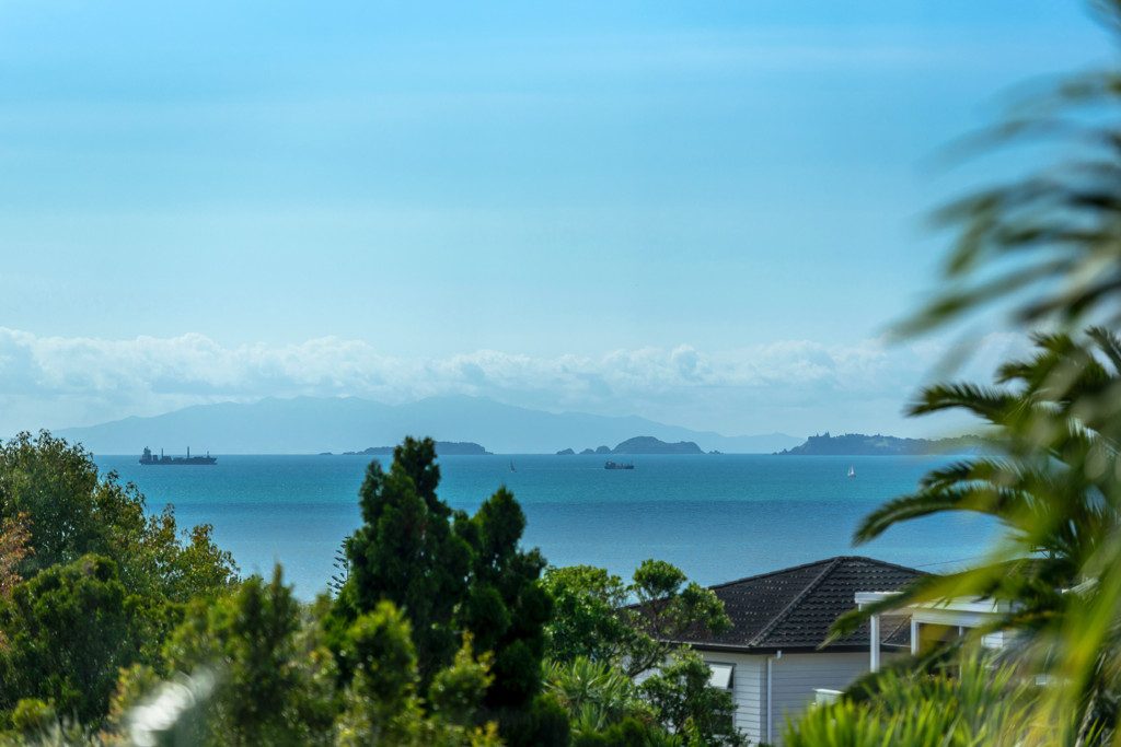 1/56 Castor Bay Road, Castor Bay, Auckland - Carousel 2