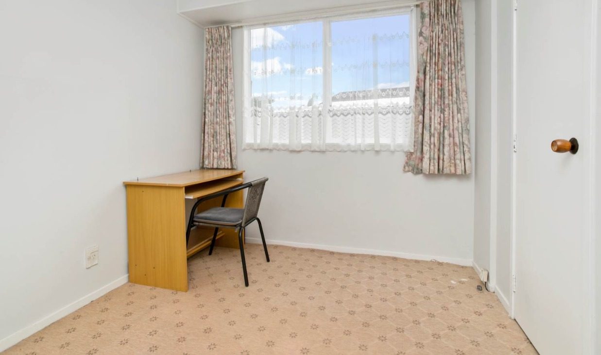 25 Etherton Drive, Weymouth, Auckland - Carousel 9