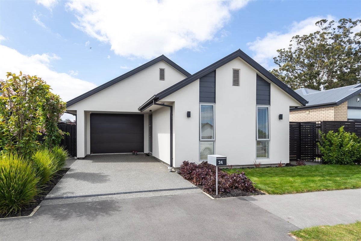 24 Horoeka Street, Avonhead, Christchurch - Carousel 1