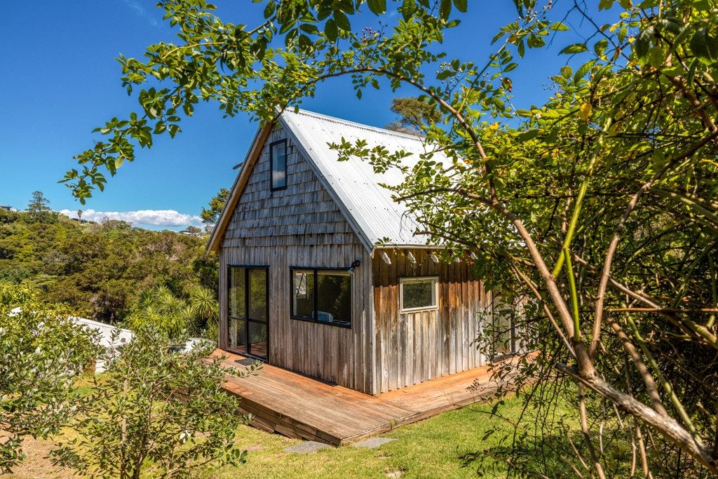 20 Makora Avenue, Oneroa, Waiheke Island - Carousel 45