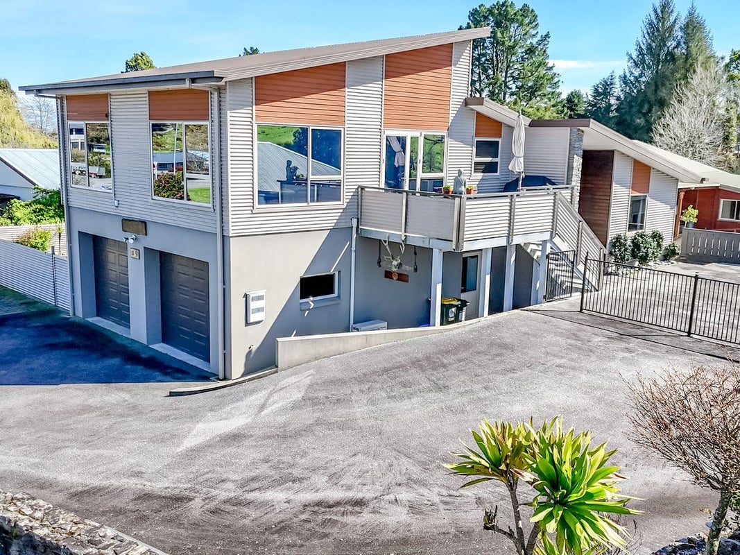 9 Lake Kaniere Road, Hokitika, Westland, West Coast - Carousel 1