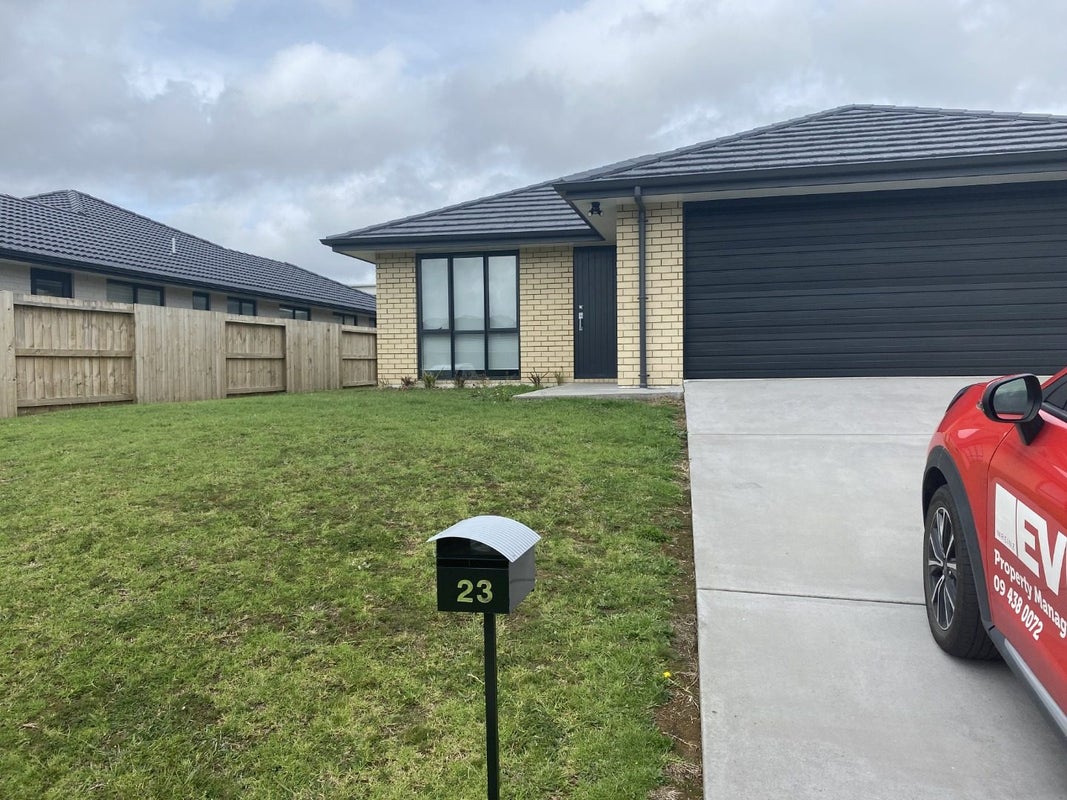23 Cascade Crescent, Tikipunga, Whangarei - Carousel 1