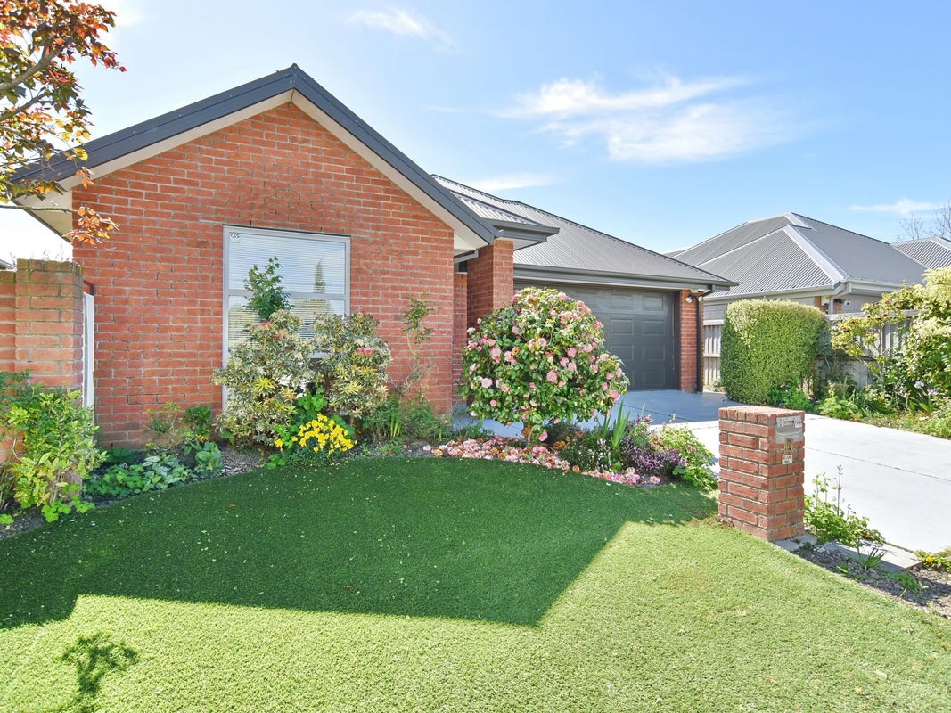 33 Cognac Drive, Yaldhurst, Christchurch - Carousel 1