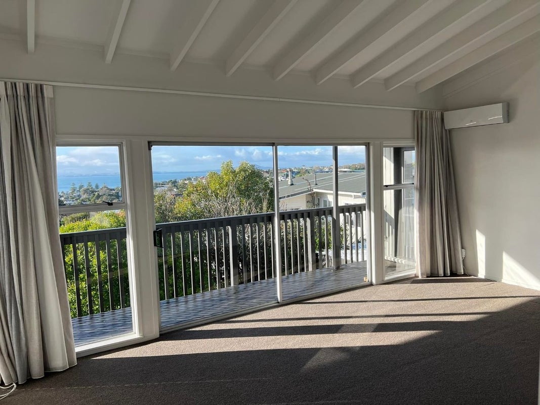95 Glamorgan Drive, Torbay, Auckland - Carousel 2