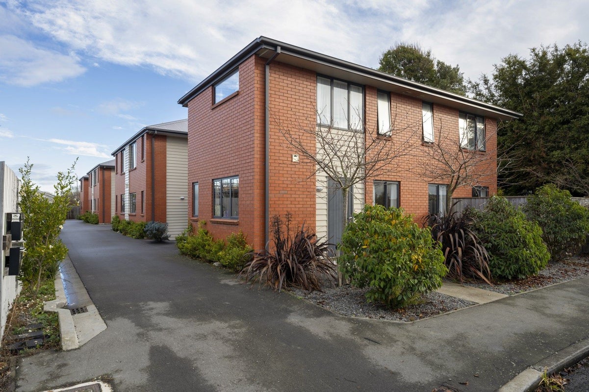 1/489 Manchester Street, St Albans, Christchurch - Carousel 1