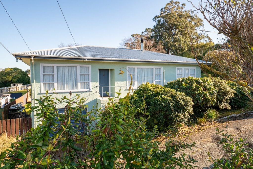 13 Arthur Street, Holmes Hill, Oamaru - Carousel 1