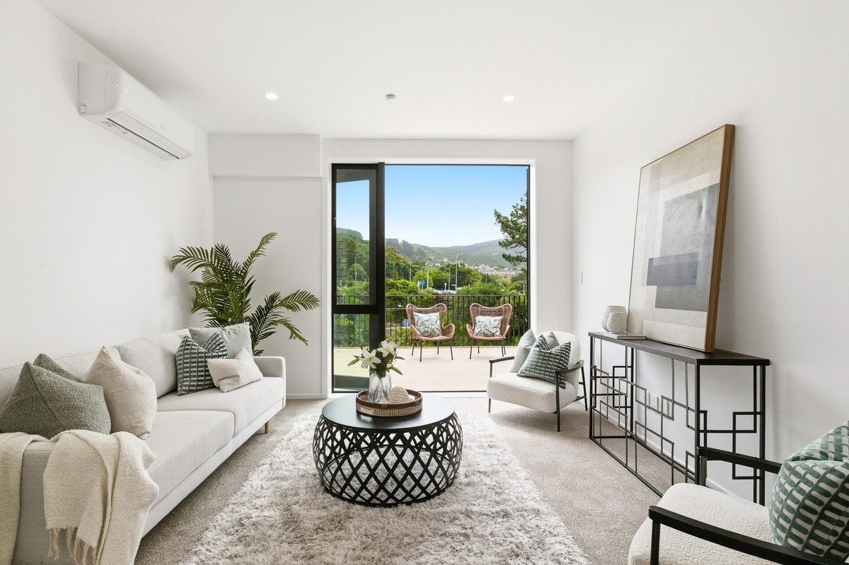 4 William Earp Place, TAWA 5028, WELLINGTON - Carousel 1