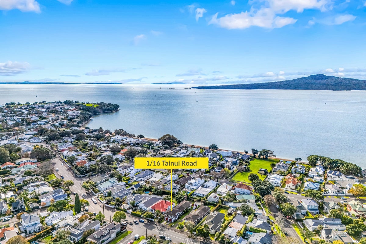 1/16 Tainui Road, Devonport, Auckland - Carousel 1