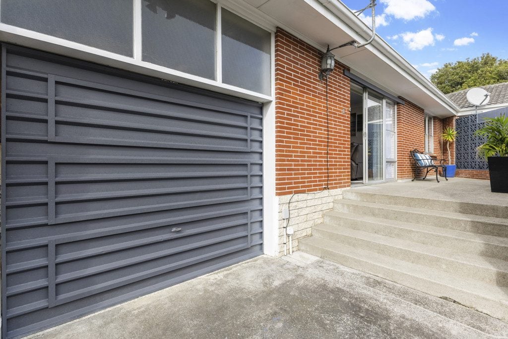 2/9 Paton Avenue, Papatoetoe, Auckland - Carousel 1
