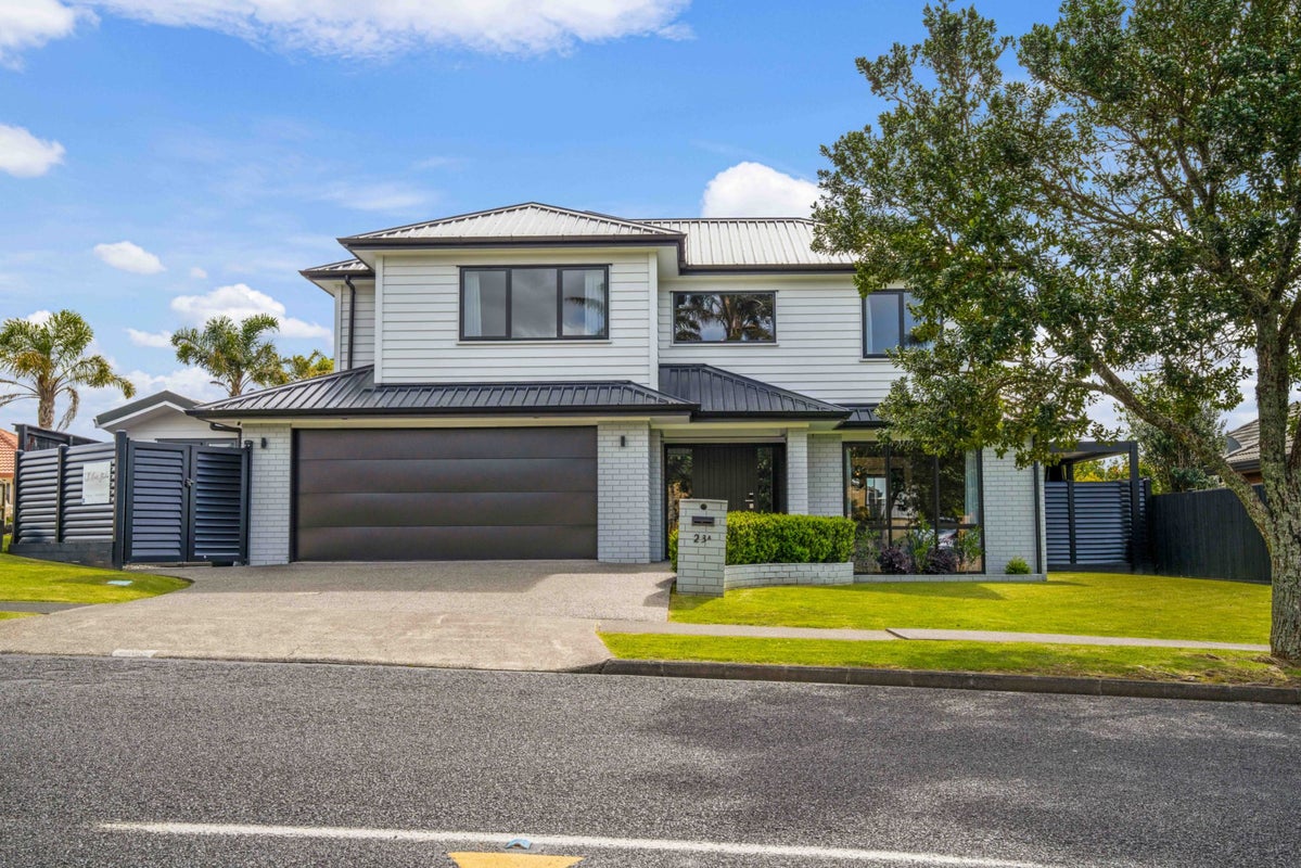 23A Westerham Drive, Dannemora, Manukau City, Auckland - Carousel 2