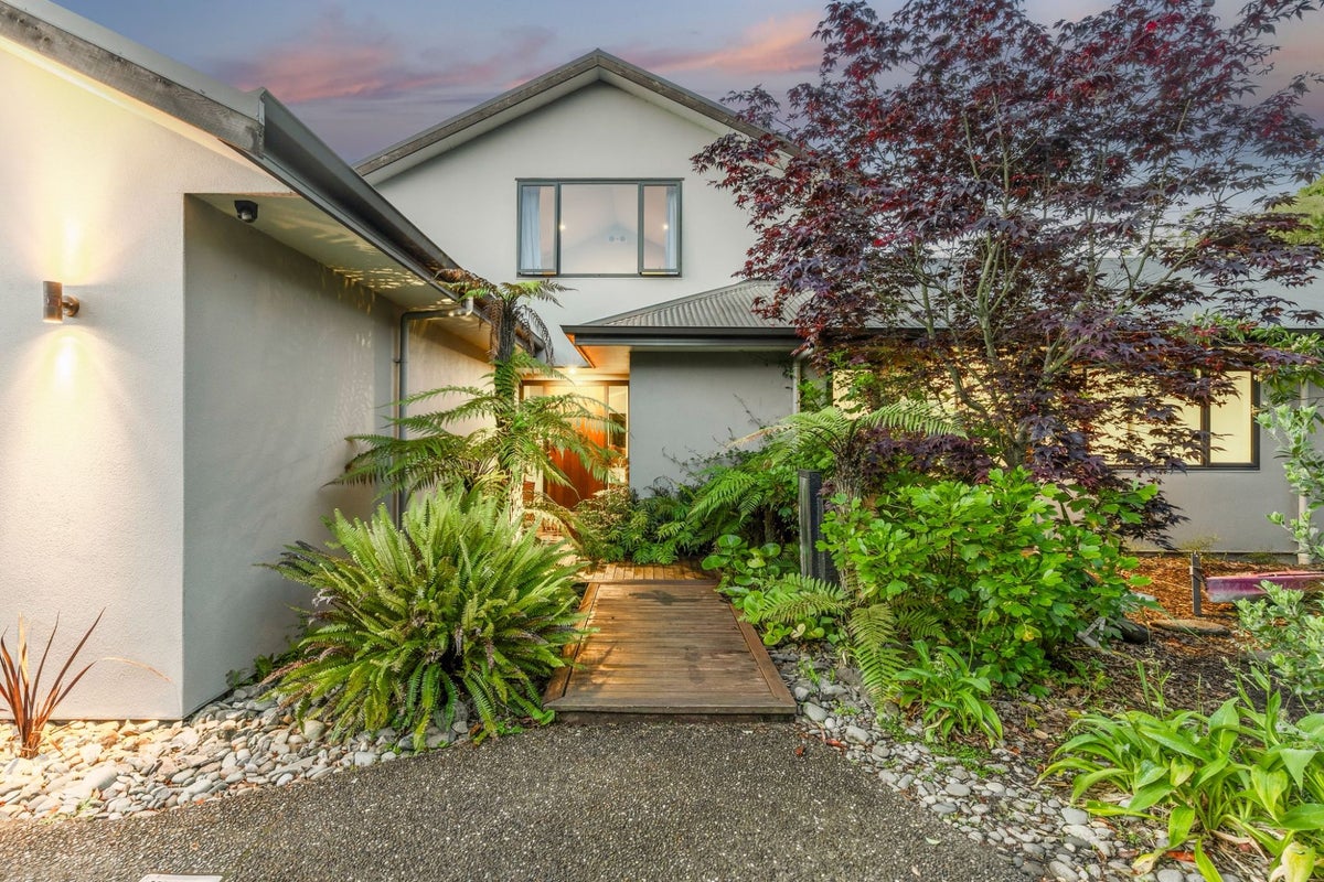 8A Gracefield Street, Wakatu, Nelson - Carousel 2