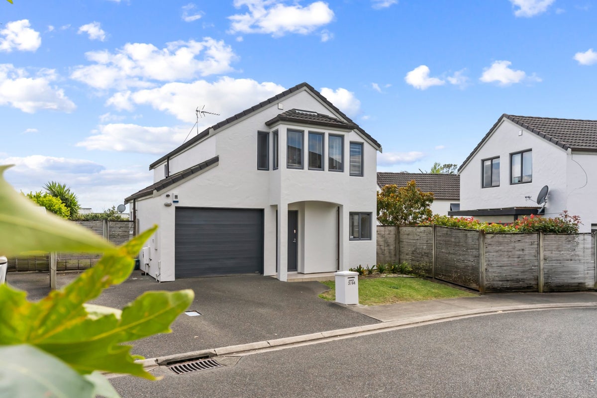 3/64 Schnapper Rock Road, Schnapper Rock, Auckland - Carousel 27