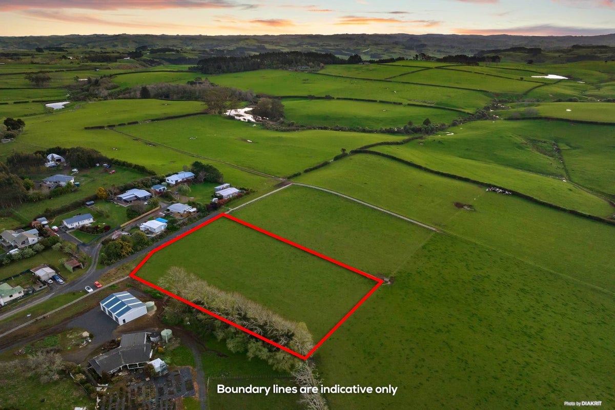 990B Highway 22, Tuakau - Carousel 2