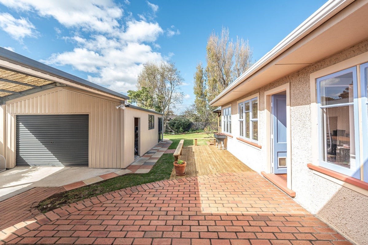 30 Moore Avenue, Tawhero, Whanganui - Carousel 2