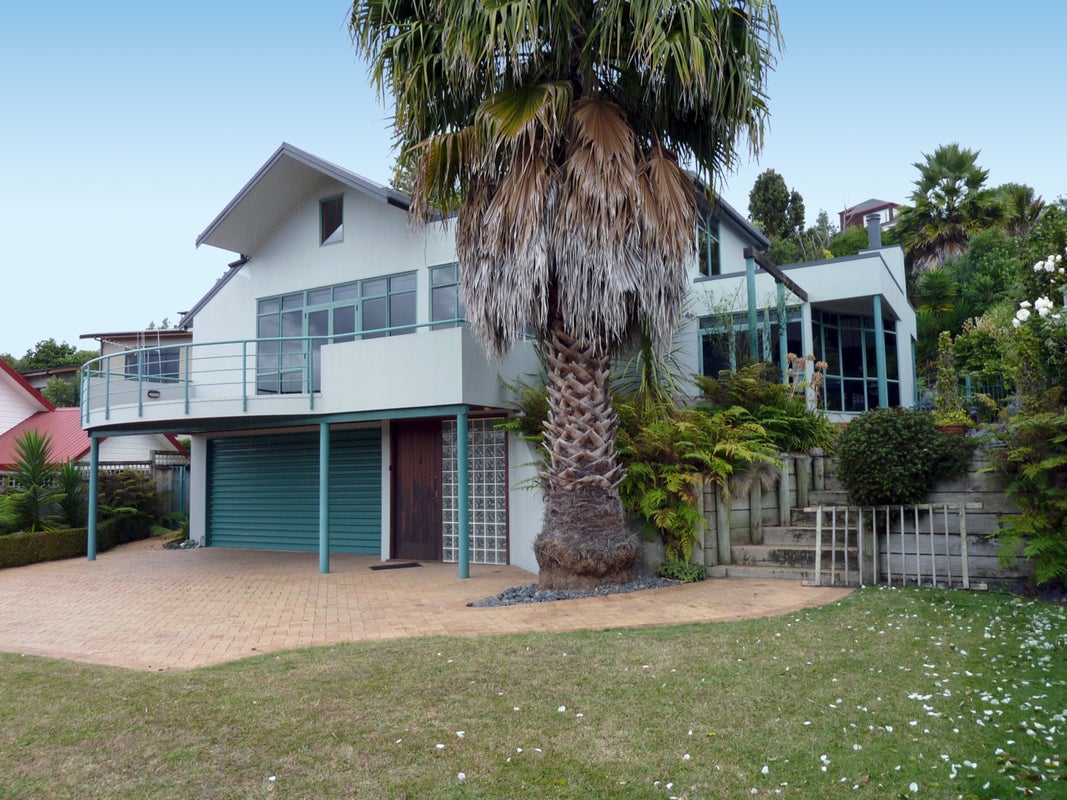 17 Sycamore Place, Pukete, Hamilton - Carousel 1