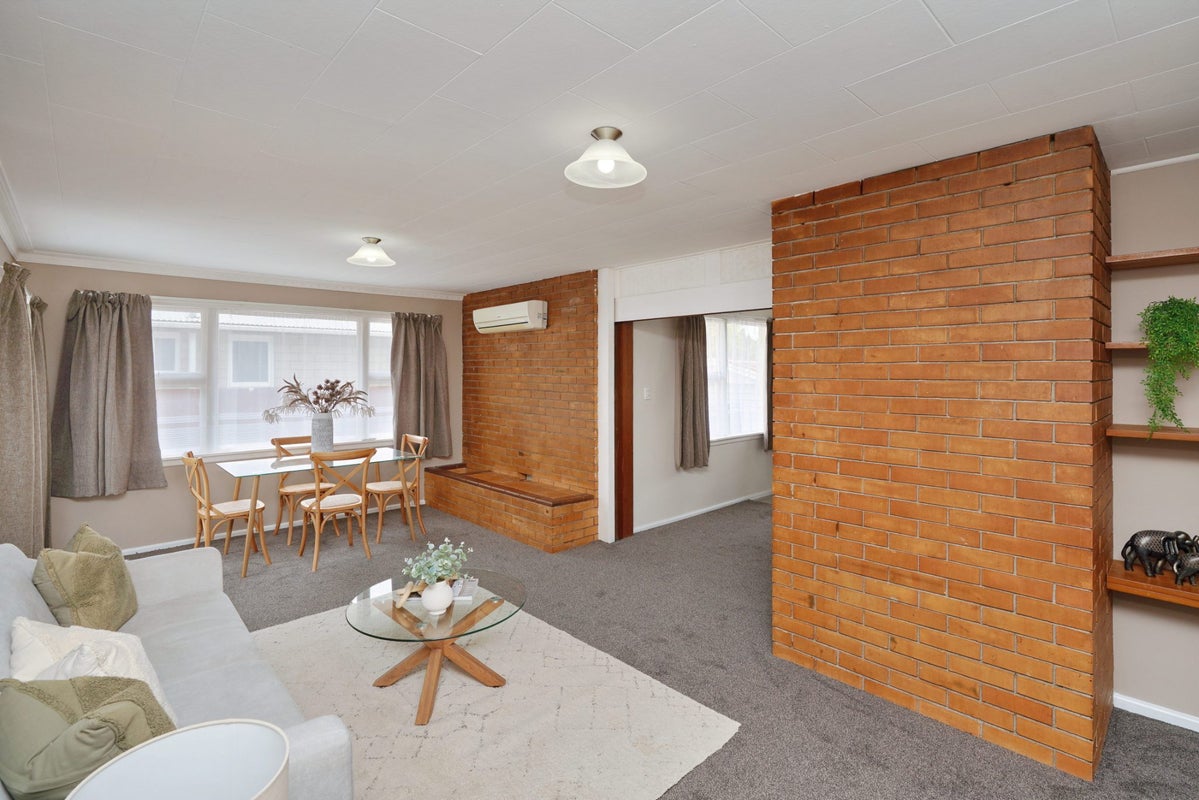 18 Warblington Street, Aranui, Christchurch - Carousel 2