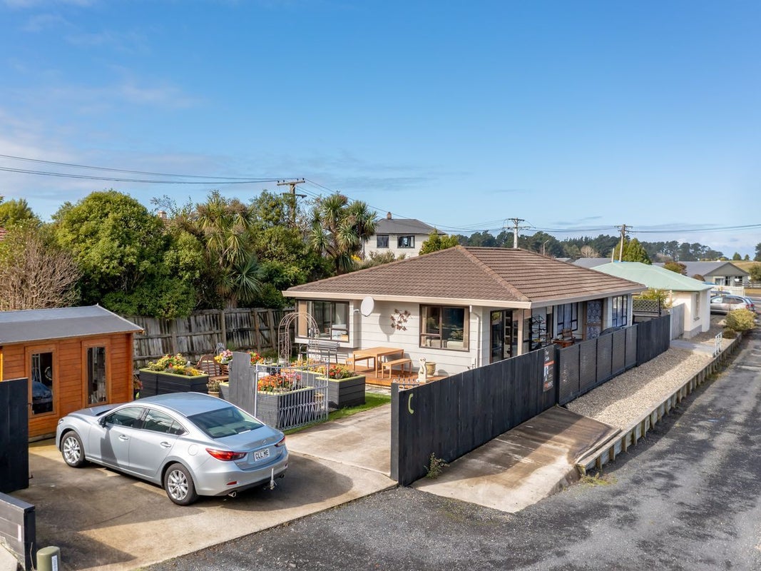 1C Blackhead Road, Concord, Dunedin - Carousel 1