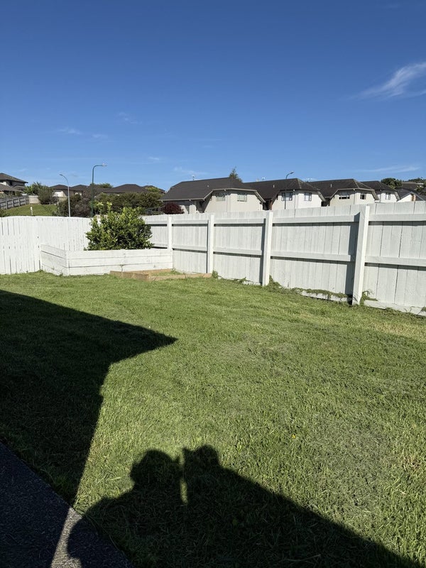 1 Orbit Place, Flat Bush, Auckland - Carousel 23