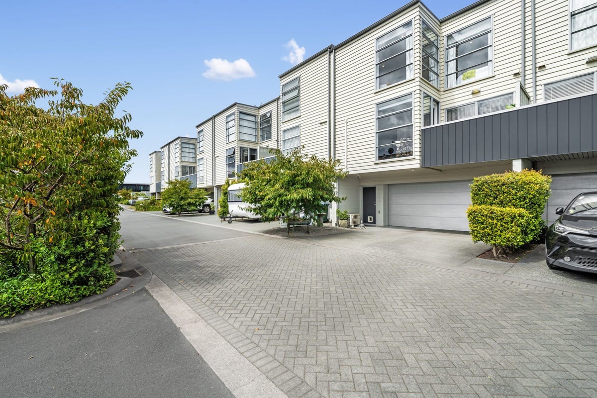 21A Fynes Avenue, Stonefields, Auckland - Carousel 1