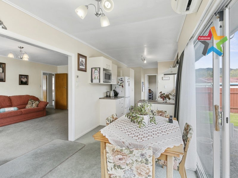 41 Meremere Street, Wainuiomata, Lower Hutt - Carousel 2