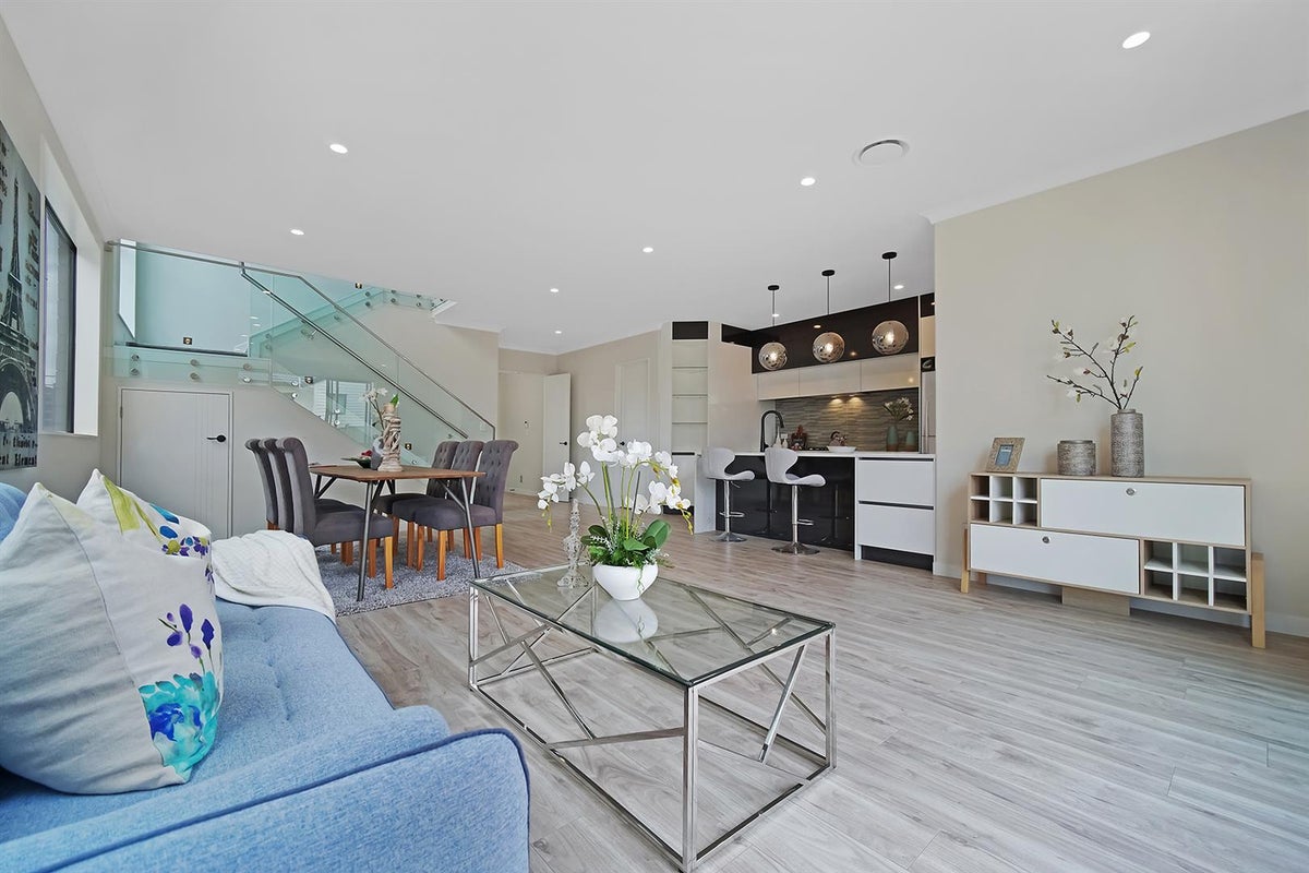 21A Arahanga Road, Flat Bush, Auckland - Carousel 2
